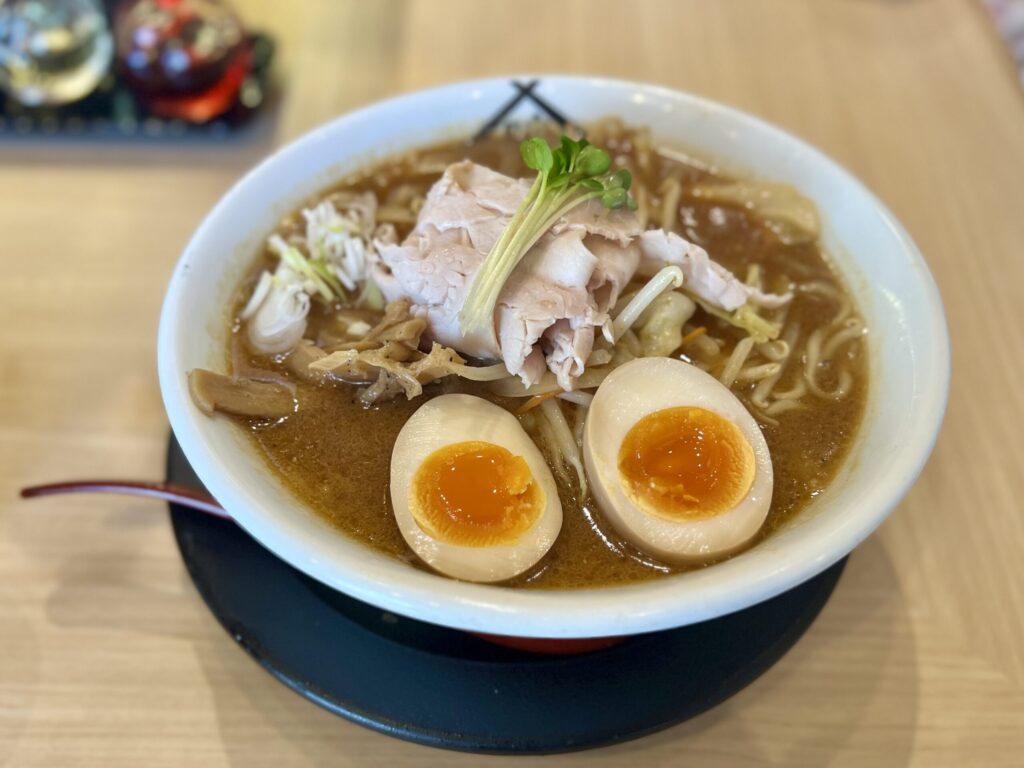 蔵味噌ラーメン 晴れっぴ